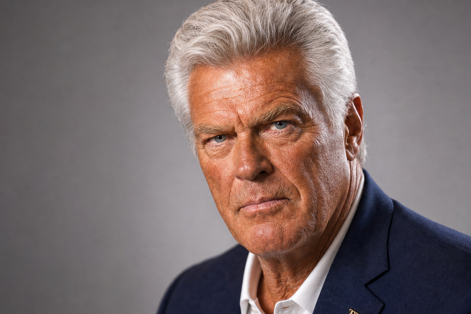 Coach — Ex-NFL Coach